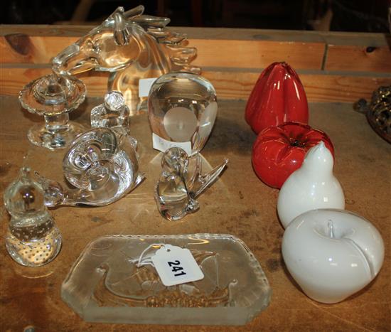 Swedish glass model of stallions head, a glass owl, 5 fruit & 2 other glass ornaments
